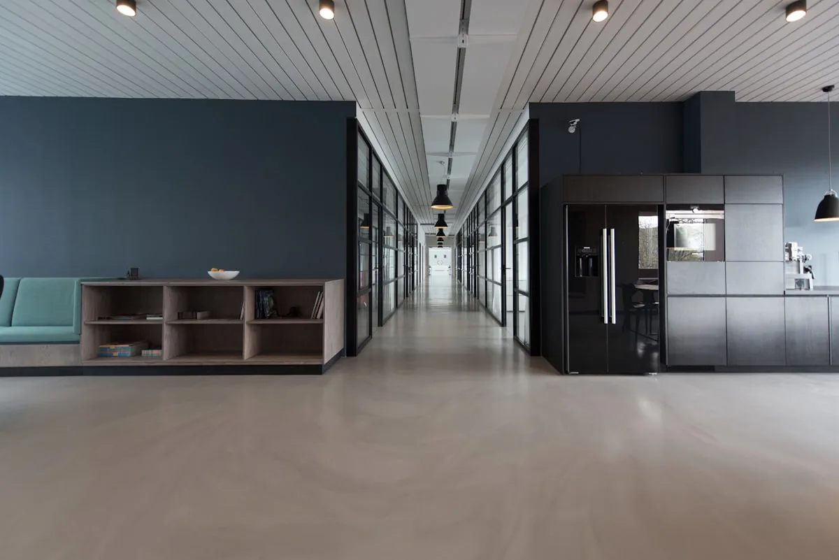 Service business workspace and operations floor